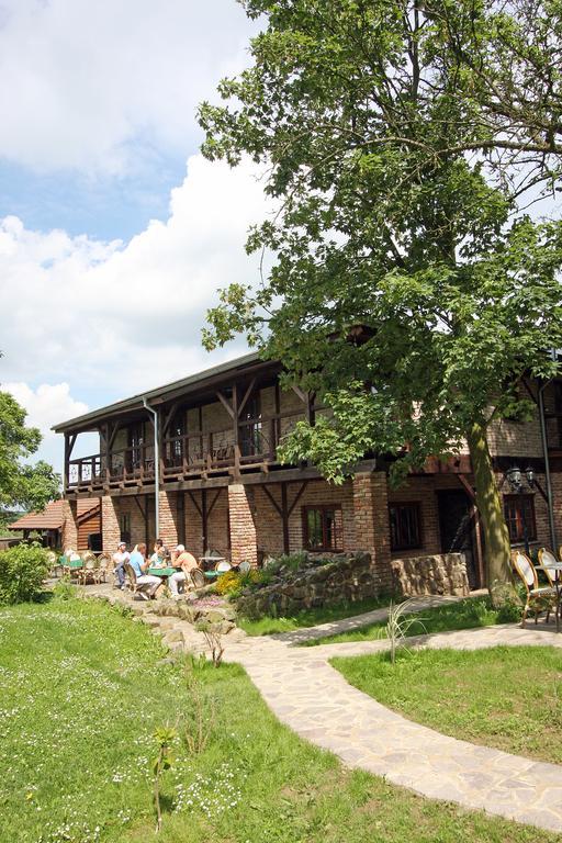 Hotel Areal Botanika Unhošť Exterior foto
